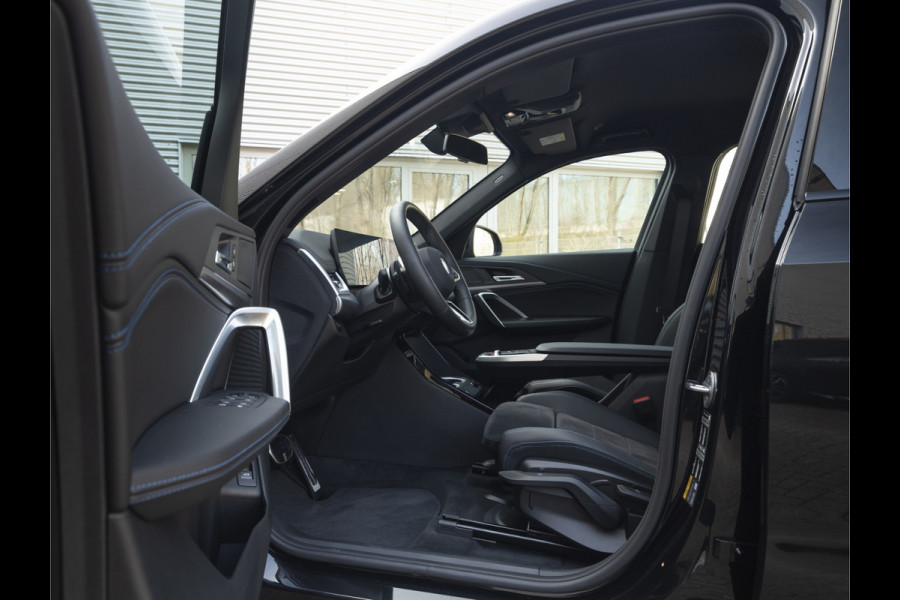BMW X1 xDrive25e M-Sport - ACC - LED - Camera - Comfort Access - Stoelverwarming