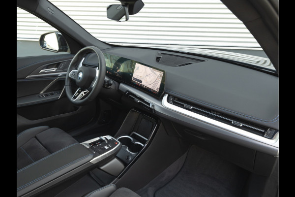 BMW X1 xDrive25e M-Sport - ACC - LED - Camera - Comfort Access - Stoelverwarming