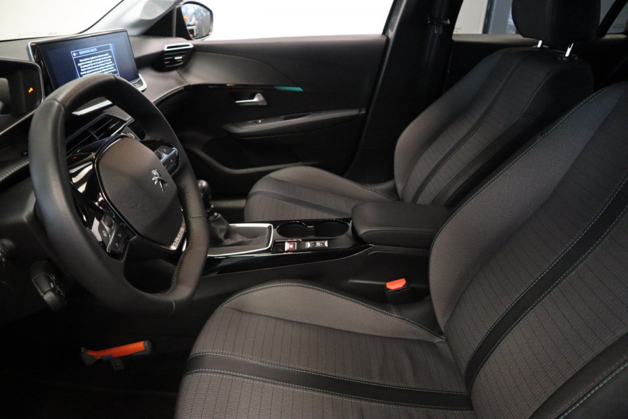 Peugeot 208 1.2 PureTech Blue Lease Allure 5-Drs. Navigatie CruiseControl Full-led