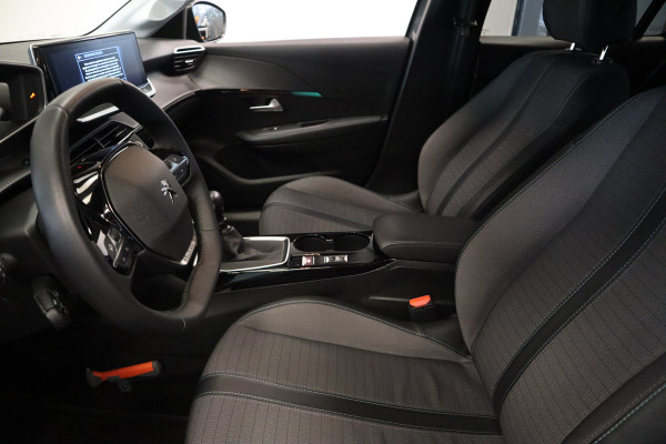 Peugeot 208 1.2 PureTech Blue Lease Allure 5-Drs. Navigatie CruiseControl Full-led