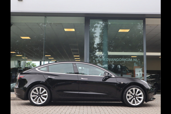 Tesla Model 3 Standard RWD Plus 60 kWh / AutoPilot
