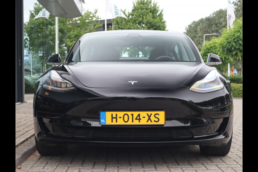 Tesla Model 3 Standard RWD Plus 60 kWh / AutoPilot