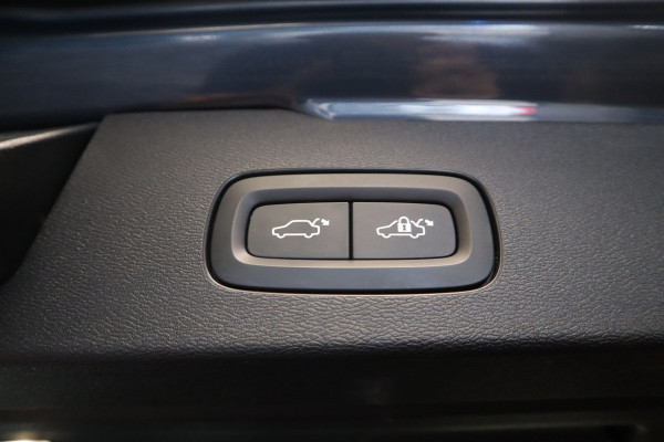 Volvo V60 2.0 B3 Inscription Panoramadak Navigatie Adaptive-Cruise