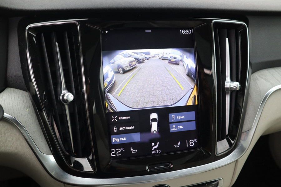 Volvo V60 2.0 B3 Inscription Panoramadak Navigatie Adaptive-Cruise