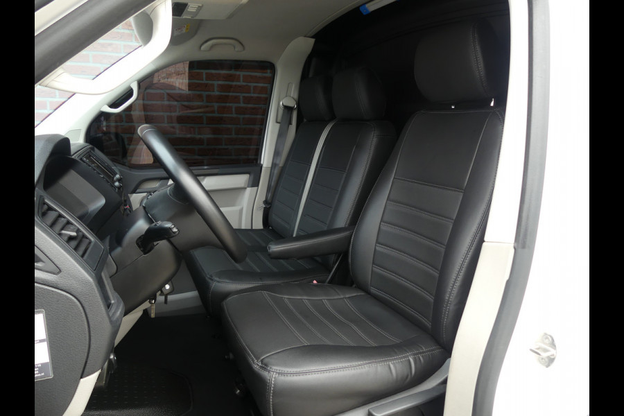 Volkswagen Transporter 2.0 TDI L2 102PK Airco/Trekhaak/PDC