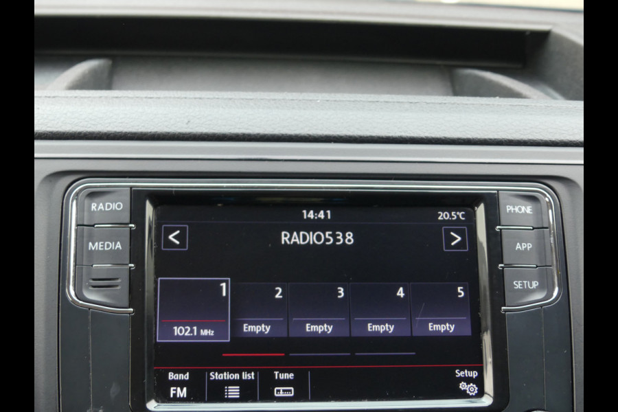 Volkswagen Transporter 2.0 TDI L2 102PK Airco/Trekhaak/PDC
