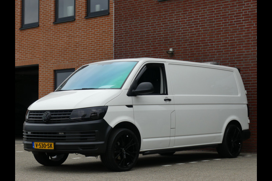 Volkswagen Transporter 2.0 TDI L2 102PK Airco/Trekhaak/PDC