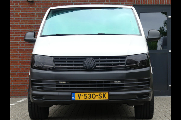 Volkswagen Transporter 2.0 TDI L2 102PK Airco/Trekhaak/PDC