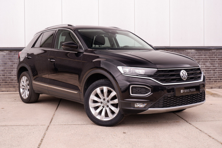 Volkswagen T-Roc 1.5 TSI Sport | LED | Trekhaak | Carplay | Camera | PDC
