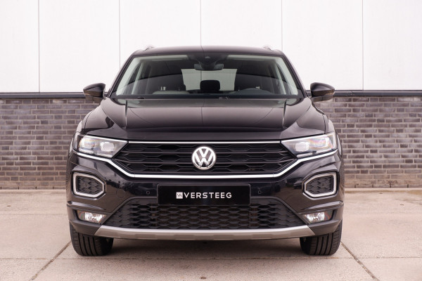 Volkswagen T-Roc 1.5 TSI Sport | LED | Trekhaak | Carplay | Camera | PDC