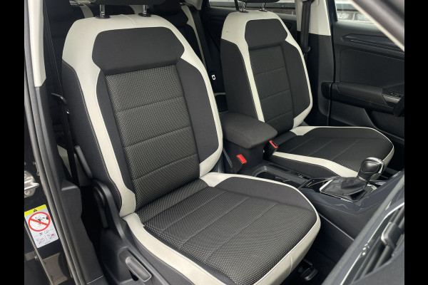 Volkswagen T-Roc 1.5 TSI Sport | LED | Trekhaak | Carplay | Camera | PDC