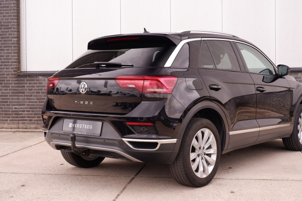 Volkswagen T-Roc 1.5 TSI Sport | LED | Trekhaak | Carplay | Camera | PDC