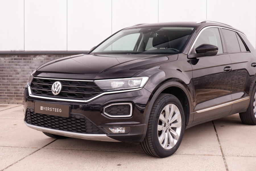 Volkswagen T-Roc 1.5 TSI Sport | LED | Trekhaak | Carplay | Camera | PDC