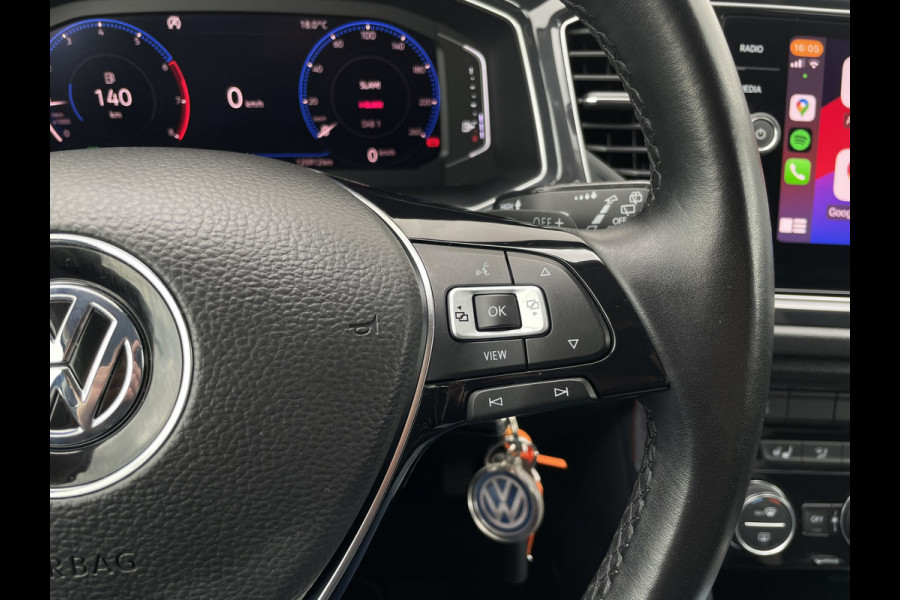 Volkswagen T-Roc 1.5 TSI Sport | LED | Trekhaak | Carplay | Camera | PDC
