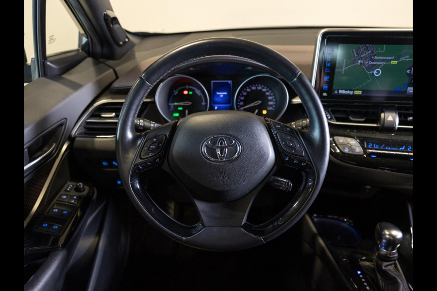 Toyota C-HR 1.8 Hybrid Premium / 122pk / Trekhaak / Achteruitrij camera / Dodehoek herkenning /