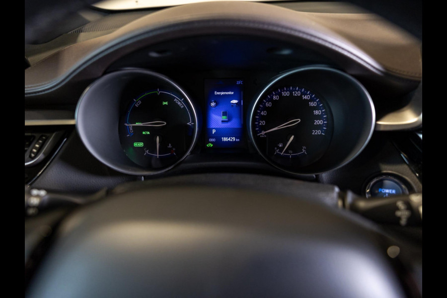 Toyota C-HR 1.8 Hybrid Premium / 122pk / Trekhaak / Achteruitrij camera / Dodehoek herkenning /
