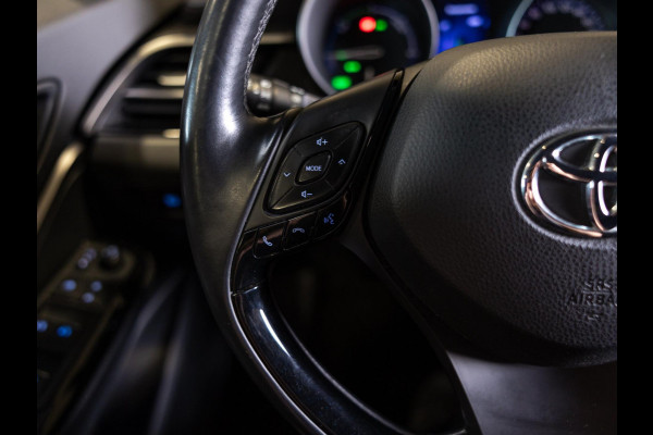 Toyota C-HR 1.8 Hybrid Premium / 122pk / Trekhaak / Achteruitrij camera / Dodehoek herkenning /