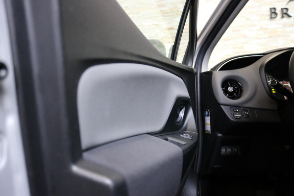 Toyota Yaris 1.5 Hybrid Aspiration | CAMERA | TREKHAAK | NAP | NAVI |