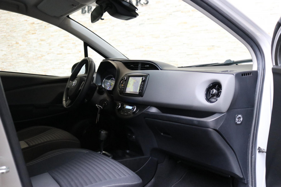 Toyota Yaris 1.5 Hybrid Aspiration | CAMERA | TREKHAAK | NAP | NAVI |
