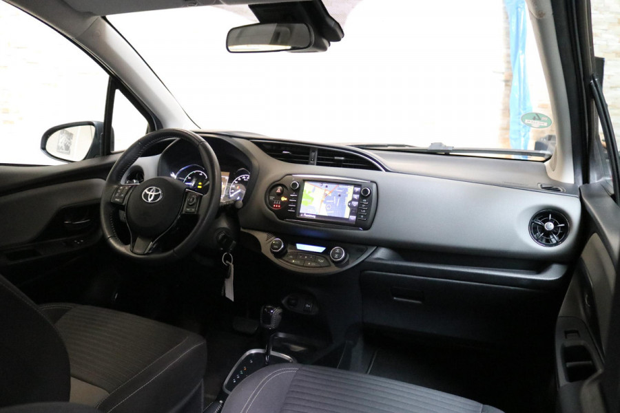 Toyota Yaris 1.5 Hybrid Aspiration | CAMERA | TREKHAAK | NAP | NAVI |