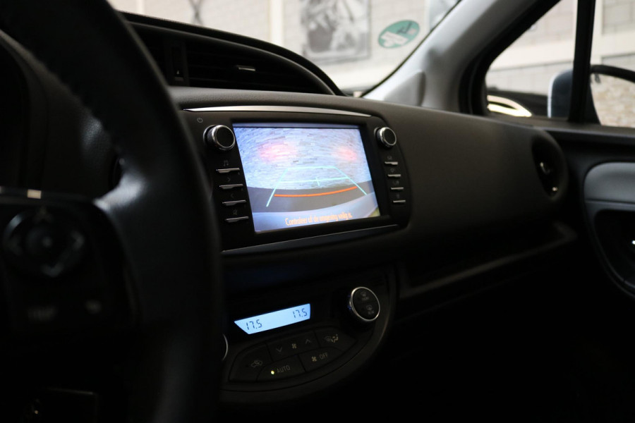 Toyota Yaris 1.5 Hybrid Aspiration | CAMERA | TREKHAAK | NAP | NAVI |