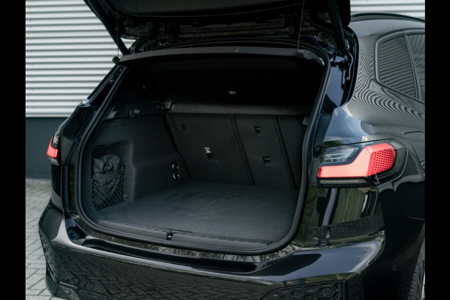 BMW 2 Serie Active Tourer 225e xDrive - M-Sport - Pano - 360 Camera - Head-up