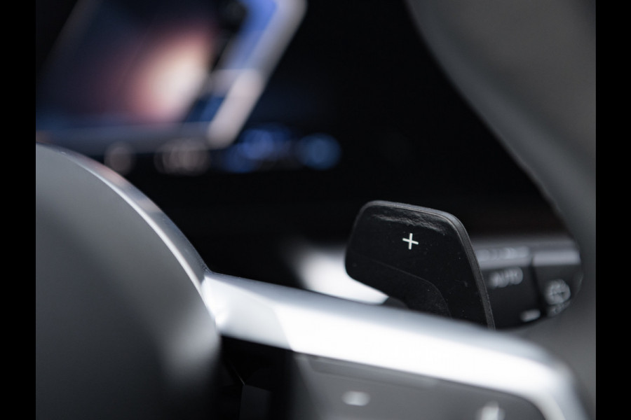 BMW 2 Serie Active Tourer 225e xDrive - M-Sport - Pano - 360 Camera - Head-up