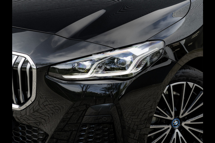 BMW 2 Serie Active Tourer 225e xDrive - M-Sport - Pano - 360 Camera - Head-up