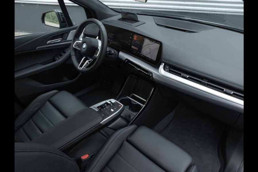 BMW 2 Serie Active Tourer 225e xDrive - M-Sport - Pano - 360 Camera - Head-up