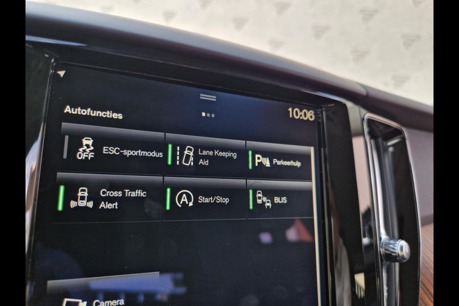 Volvo XC60 2.0 T5 AWD Inscription Automaat | BLIS | Leder | Camera | Navi | Stoelverwarming | 4S Banden |