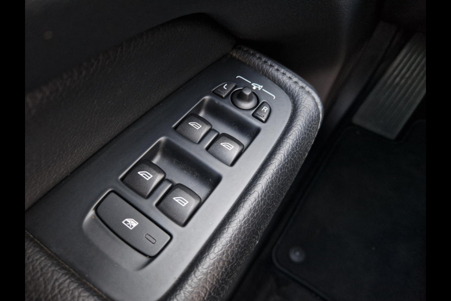 Volvo XC60 2.0 T5 AWD Inscription Automaat | BLIS | Leder | Camera | Navi | Stoelverwarming | 4S Banden |