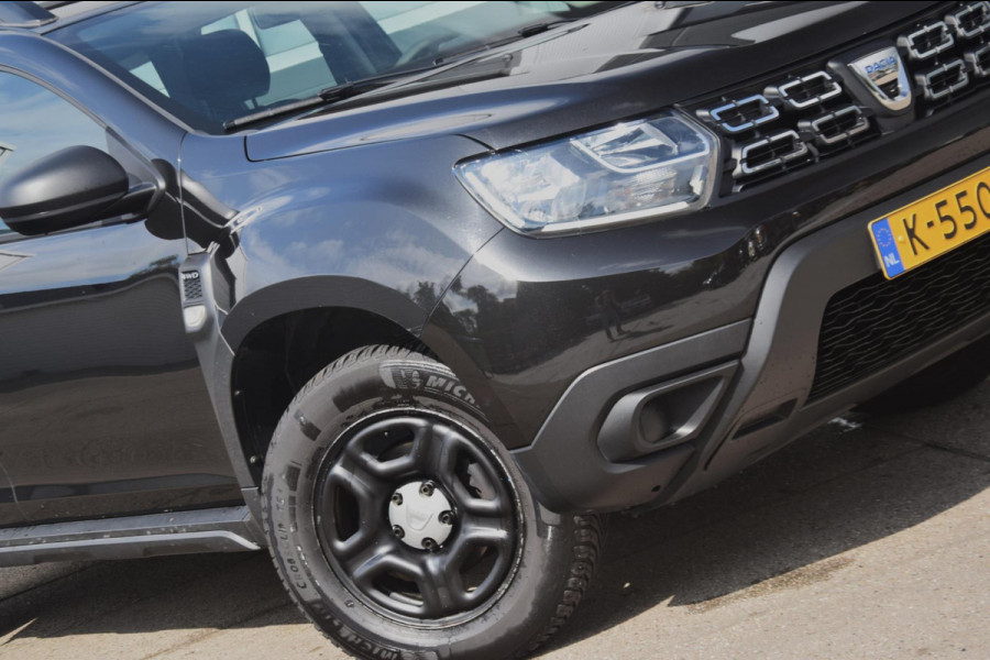 Dacia Duster 4WD 1.3 TCe 4x4 Essential awd AIRCO TREKHAAK