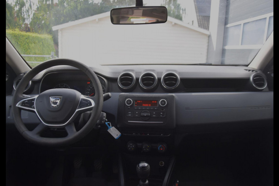 Dacia Duster 4WD 1.3 TCe 4x4 Essential awd AIRCO TREKHAAK