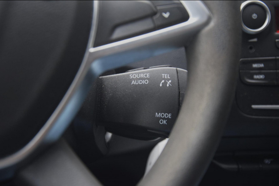 Dacia Duster 4WD 1.3 TCe 4x4 Essential awd AIRCO TREKHAAK