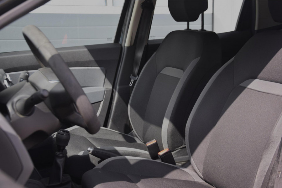 Dacia Duster 4WD 1.3 TCe 4x4 Essential awd AIRCO TREKHAAK