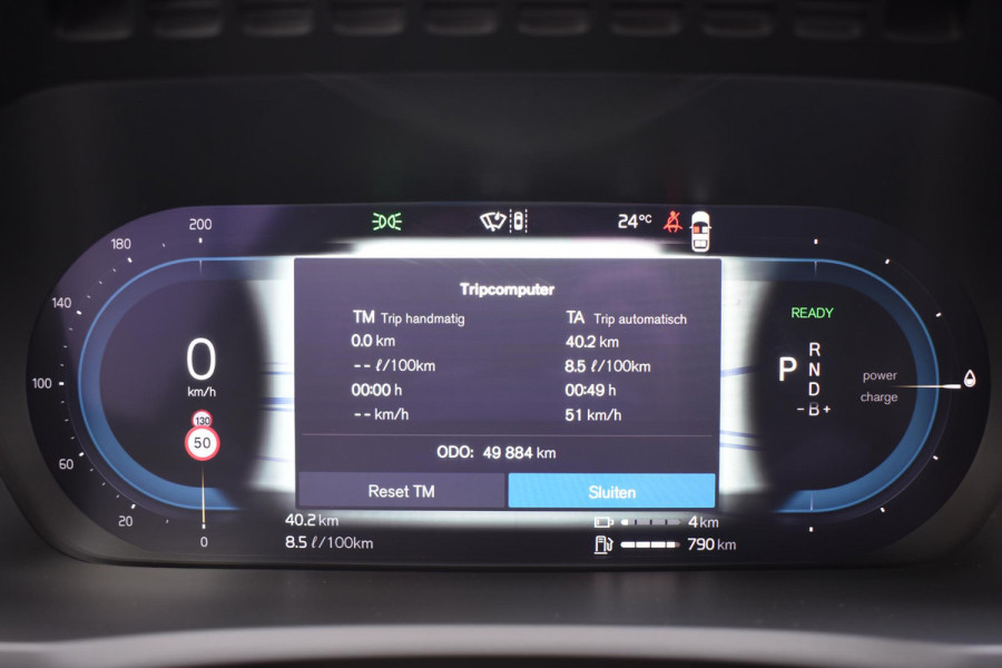 Volvo XC90 T8 455PK Automaat Plug-in hybrid AWD Ultimate Dark / Bowers & Wilkins / Luchtvering / Head Up Display / 360 Camera / Massagestoelen / Gelaagde Zijruiten / Trekhaak /