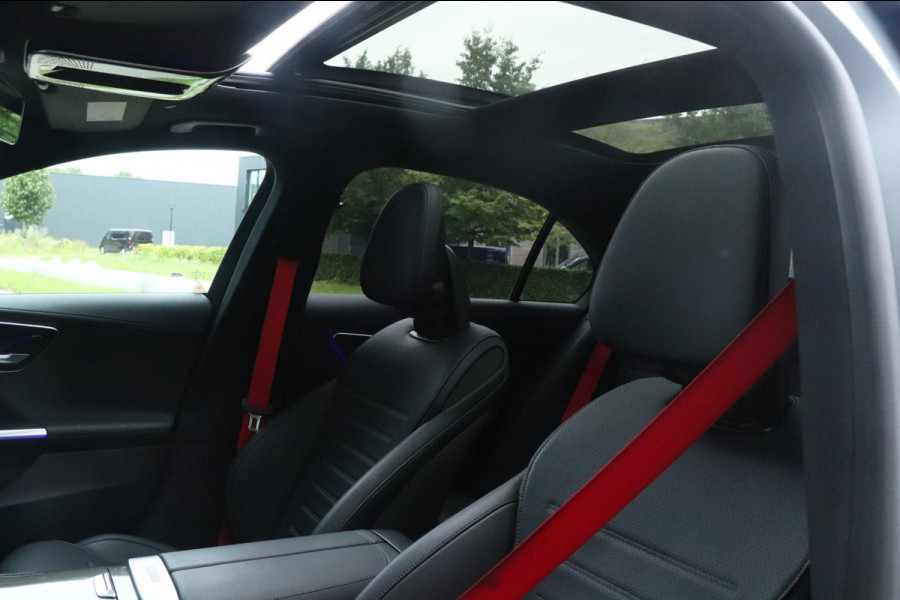 Mercedes-Benz C-Klasse 300 e AMG Line | PANO | 360 Camera | Full option!