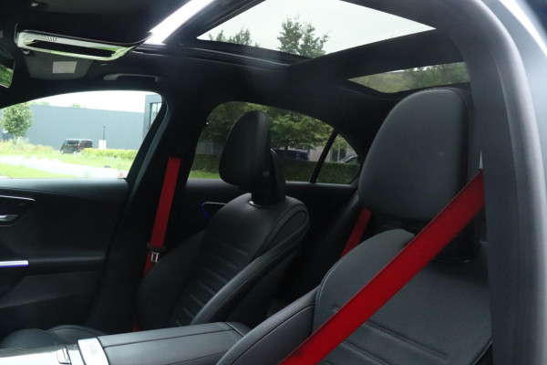 Mercedes-Benz C-Klasse 300 e AMG Line | PANO | 360 Camera | Full option!