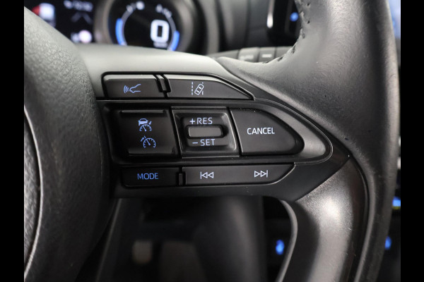 Toyota Yaris Cross 1.5 HYBRID DYNAMIC BI-TONE AUTOMAAT CARPLAY NAVIGATIE. CAMERA .COMPLEET. GARANTIE TOT 5- 2033!