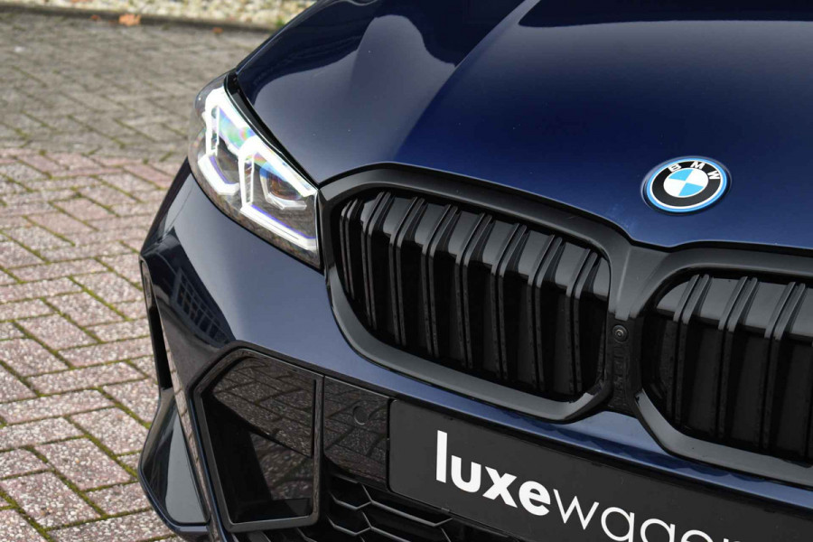 BMW 3 Serie Touring 330e xDrive M-Sport Pro LCI.2 Pano Trekh ACC 360 H/K HUD Adp-onderstel