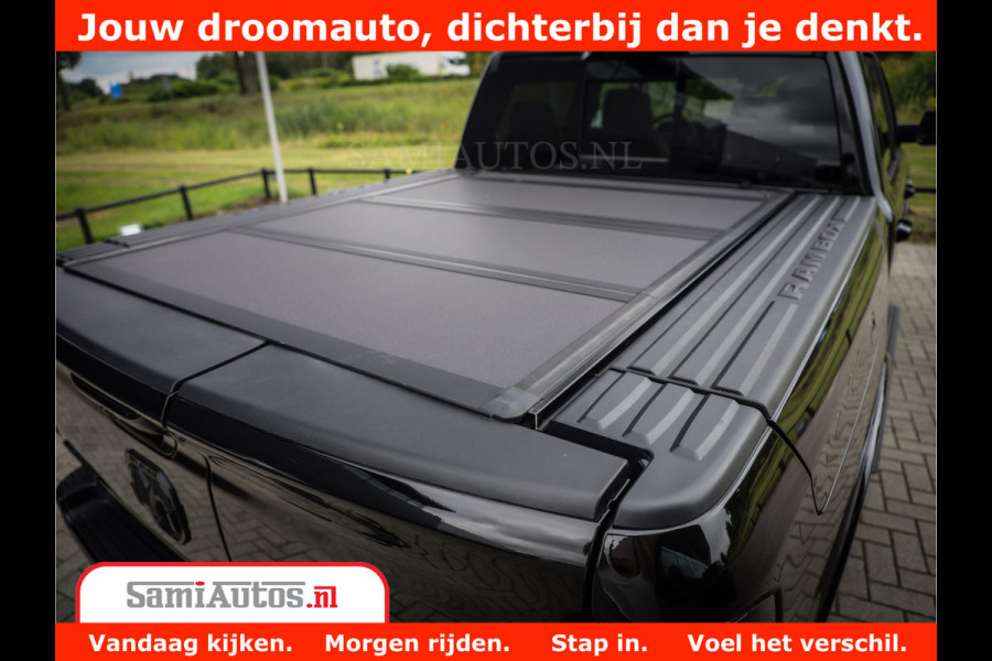 Dodge Ram 1500 LIMITED NIGHT 5.7 V8 | BLACK OPS | MULTITAILGATE | PANO | ADAPTIVE CRUISE | 360CAM | APPLE CARPLAY | PRINS LPG ONDERBOUW | LUCHTVERING | 4X4 | Comfortabele Dubbele Cabine met Royale 5 Zitplaatsen |