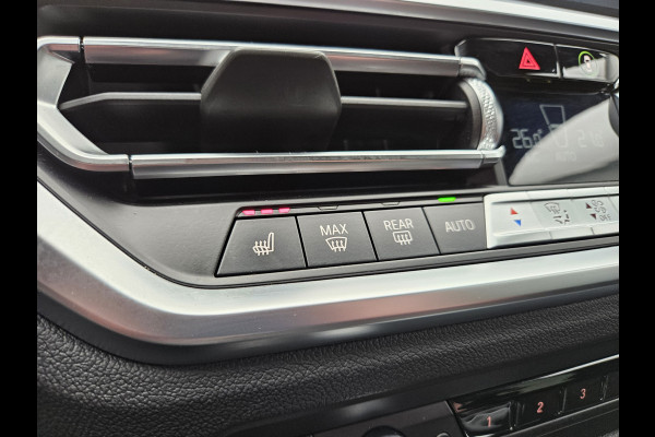 BMW 3 Serie Touring 320e M Sport 204pk Plug In Hybrid Dealer O.H PHEV | Alcantara Sportstoelen Verwarmd | 19"L.M | Sfeerverlichting | Apple Carplay | DAB | Virtual | Navi Full Map |