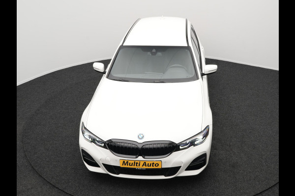 BMW 3 Serie Touring 320e M Sport 204pk Plug In Hybrid Dealer O.H PHEV | Alcantara Sportstoelen Verwarmd | 19"L.M | Sfeerverlichting | Apple Carplay | DAB | Virtual | Navi Full Map |
