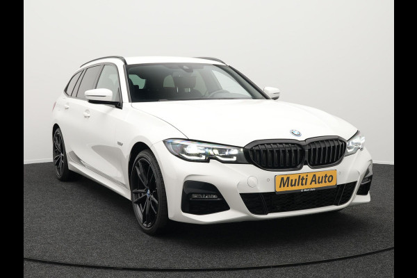 BMW 3 Serie Touring 320e M Sport 204pk Plug In Hybrid Dealer O.H PHEV | Alcantara Sportstoelen Verwarmd | 19"L.M | Sfeerverlichting | Apple Carplay | DAB | Virtual | Navi Full Map |