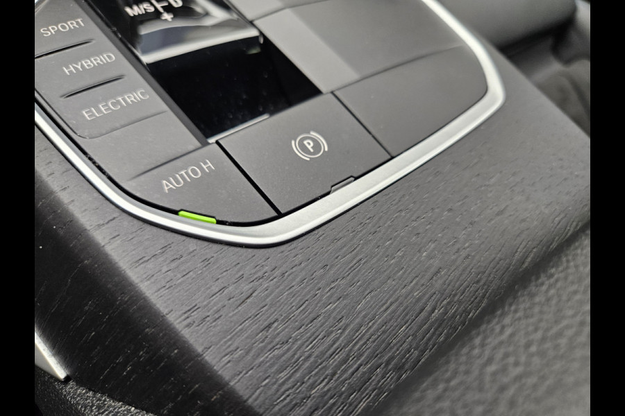 BMW 3 Serie Touring 320e M Sport 204pk Plug In Hybrid Dealer O.H PHEV | Alcantara Sportstoelen Verwarmd | 19"L.M | Sfeerverlichting | Apple Carplay | DAB | Virtual | Navi Full Map |