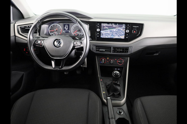 Volkswagen Polo 1.0 TSI Comfortline 95 pk | Navigatie | Parkeersensoren | Adaptieve cruise control | Apple Carplay/Android Auto |