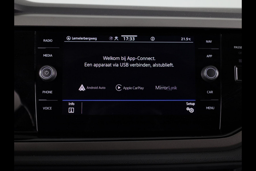 Volkswagen Polo 1.0 TSI Comfortline 95 pk | Navigatie | Parkeersensoren | Adaptieve cruise control | Apple Carplay/Android Auto |