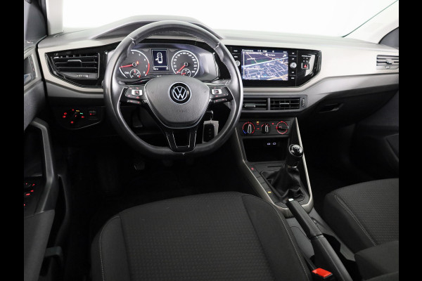 Volkswagen Polo 1.0 TSI Comfortline 95 pk | Navigatie | Parkeersensoren | Adaptieve cruise control | Apple Carplay/Android Auto |