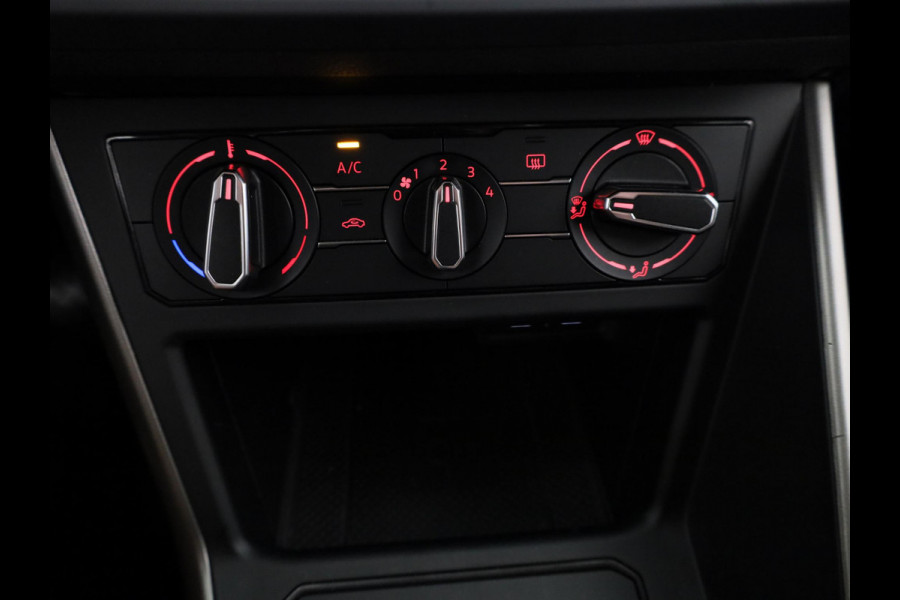Volkswagen Polo 1.0 TSI Comfortline 95 pk | Navigatie | Parkeersensoren | Adaptieve cruise control | Apple Carplay/Android Auto |