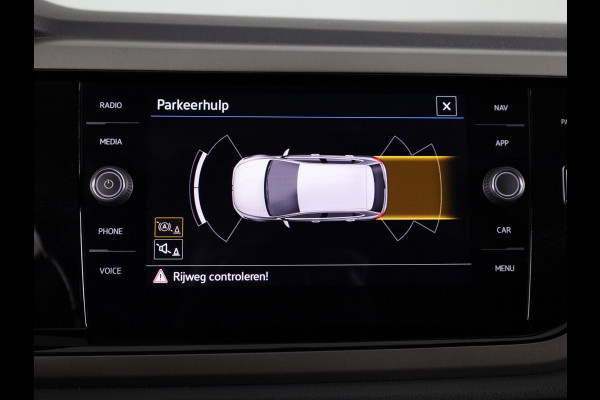 Volkswagen Polo 1.0 TSI Comfortline 95 pk | Navigatie | Parkeersensoren | Adaptieve cruise control | Apple Carplay/Android Auto |